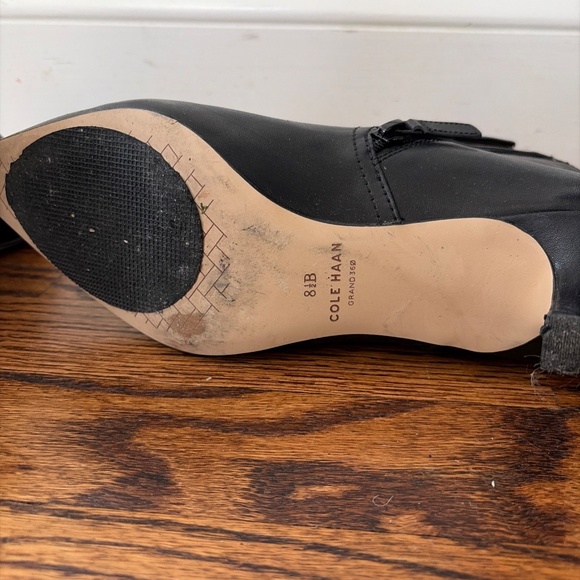 Cole Haan Black booties kitten heel 8.5 - Picture 4 of 5